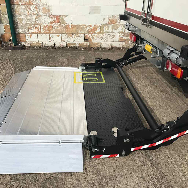 Retractable Tail Lifts